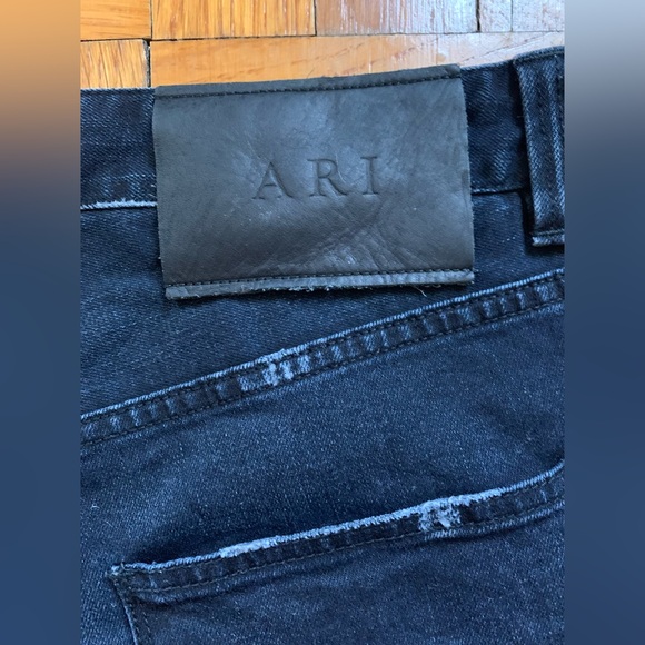 Made in Italy ARI Soho Signature Denim - Picture 6 of 16